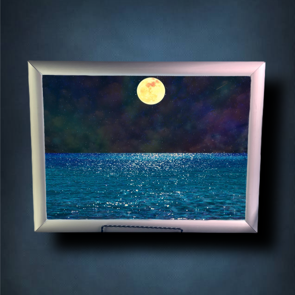 Utopia Lightbox Frame