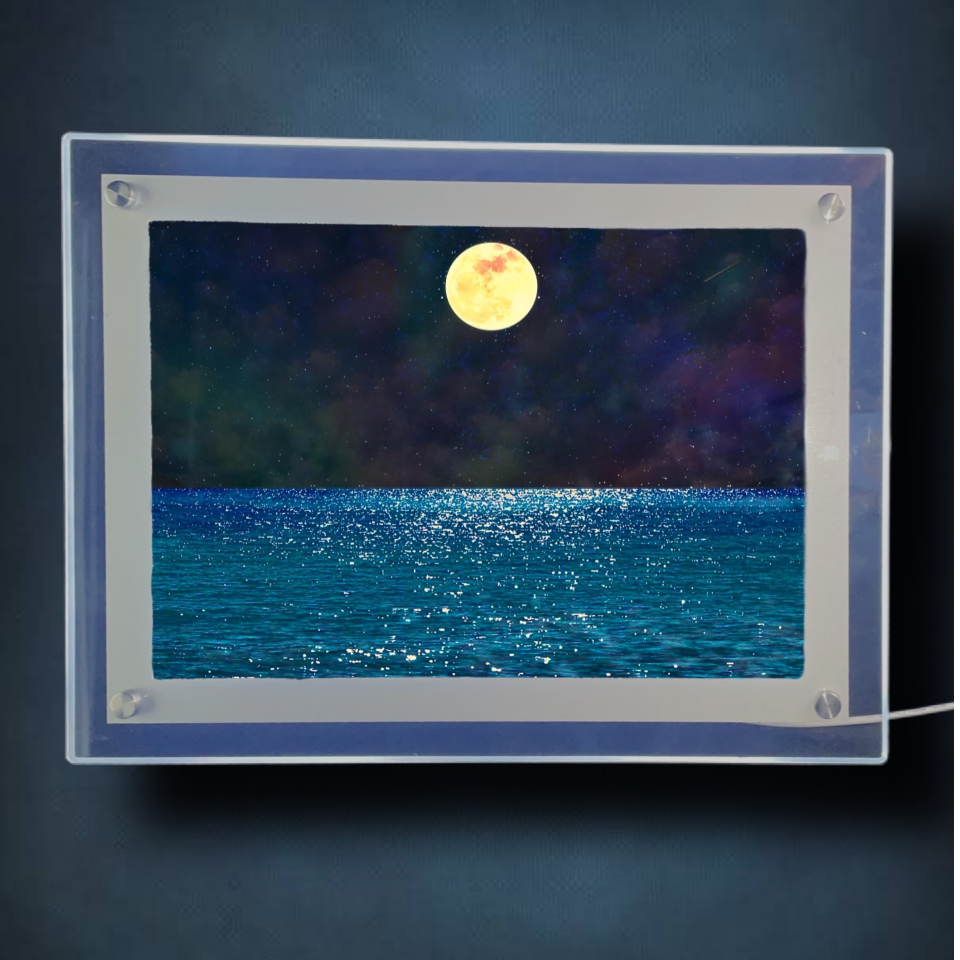 Utopia Lightbox Frame
