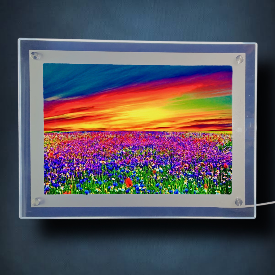 Paraiso Lightbox Frame